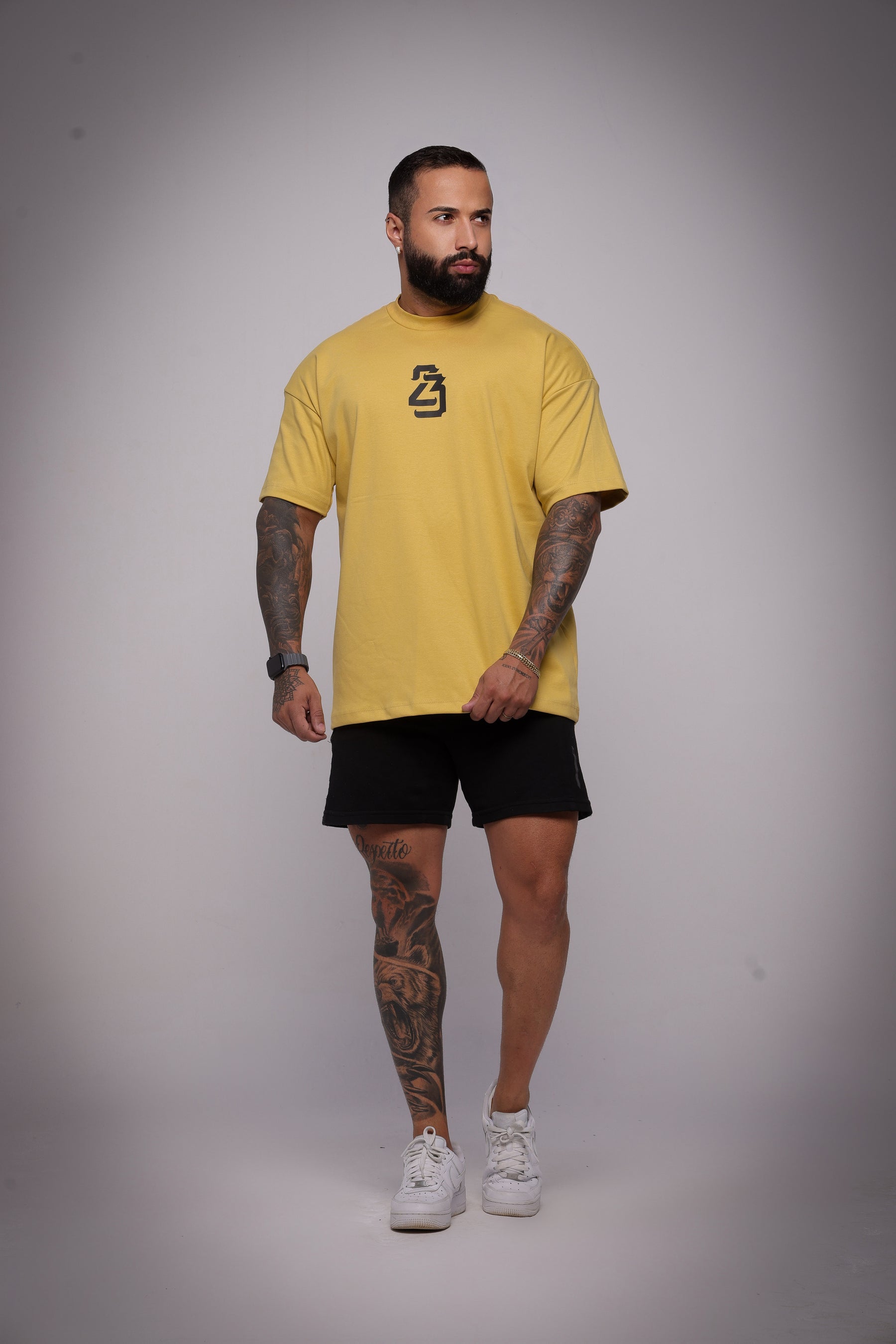 Camiseta oversized 23 ouro - 230g