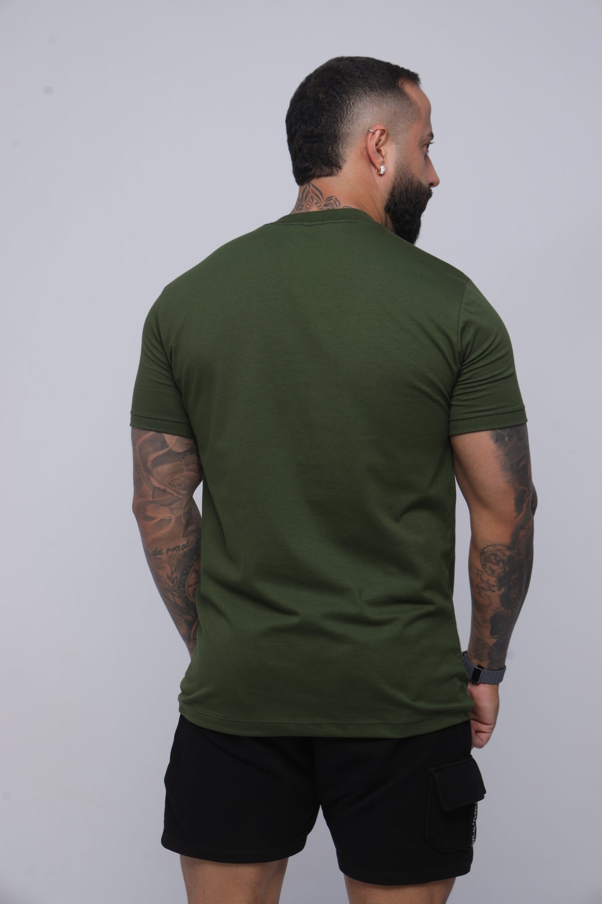 Camiseta regular básica verde