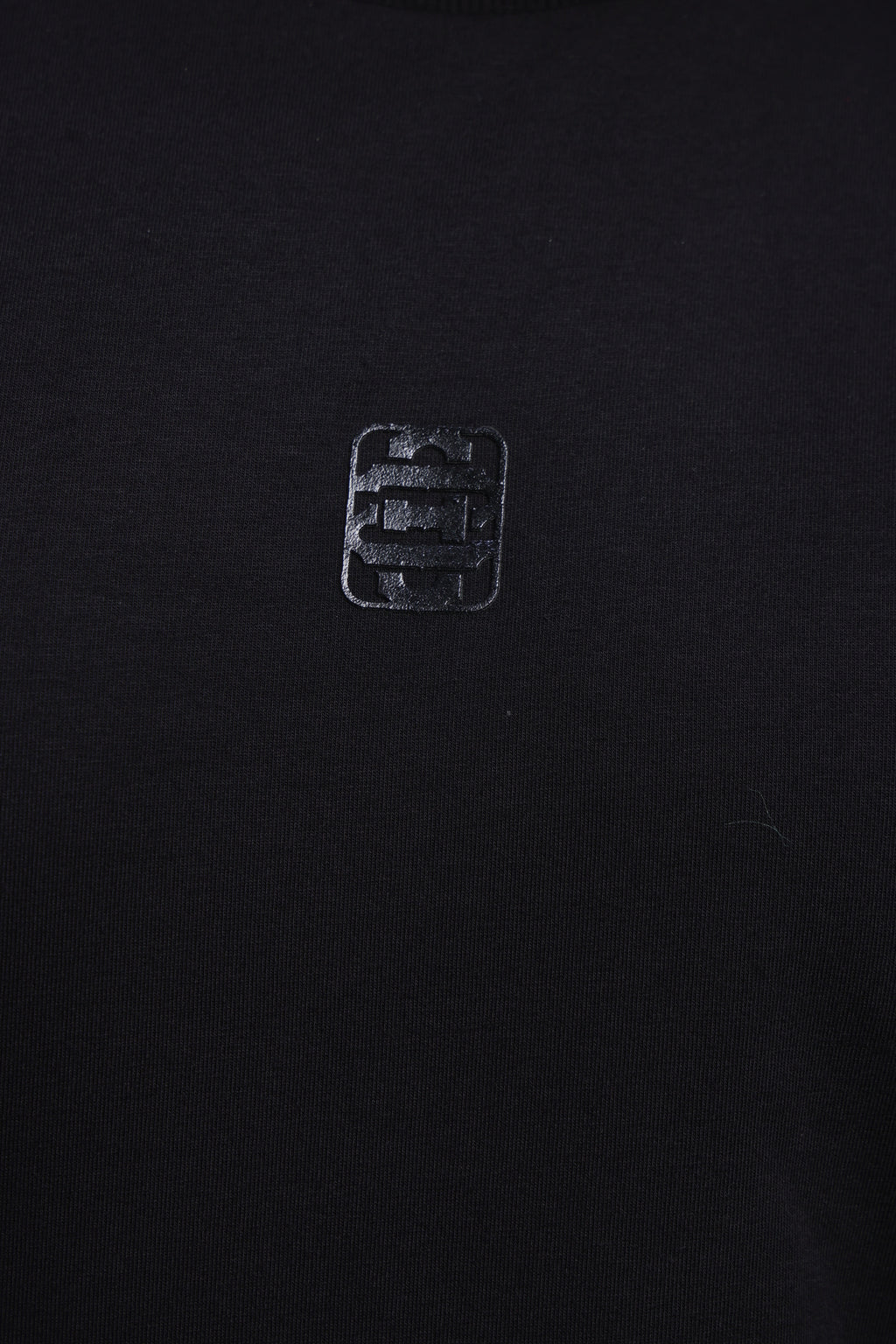 Camiseta regular holograma 23 preta