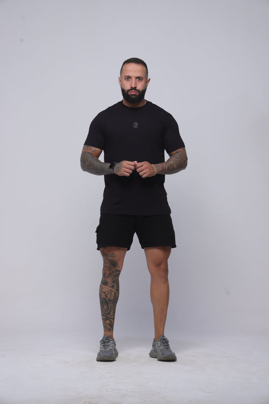 Camiseta regular holograma 23 preta