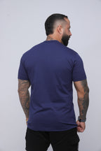 Camiseta regular básica azul marinho