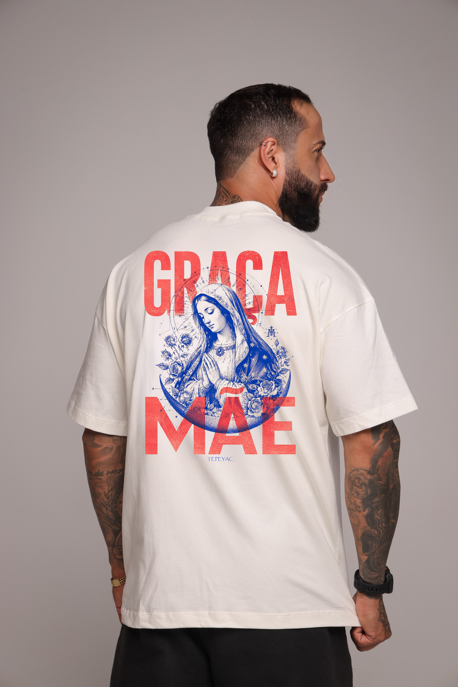Camiseta oversized "Graça Mãe" - off-white