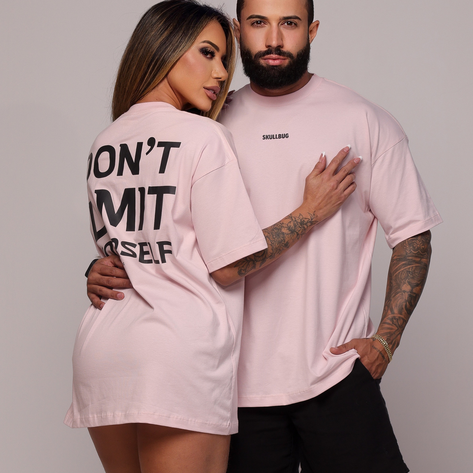 Camiseta oversized "Don´t limit yourself" - rosa