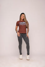 Camiseta babylook "Romanos 12:2" - marrom