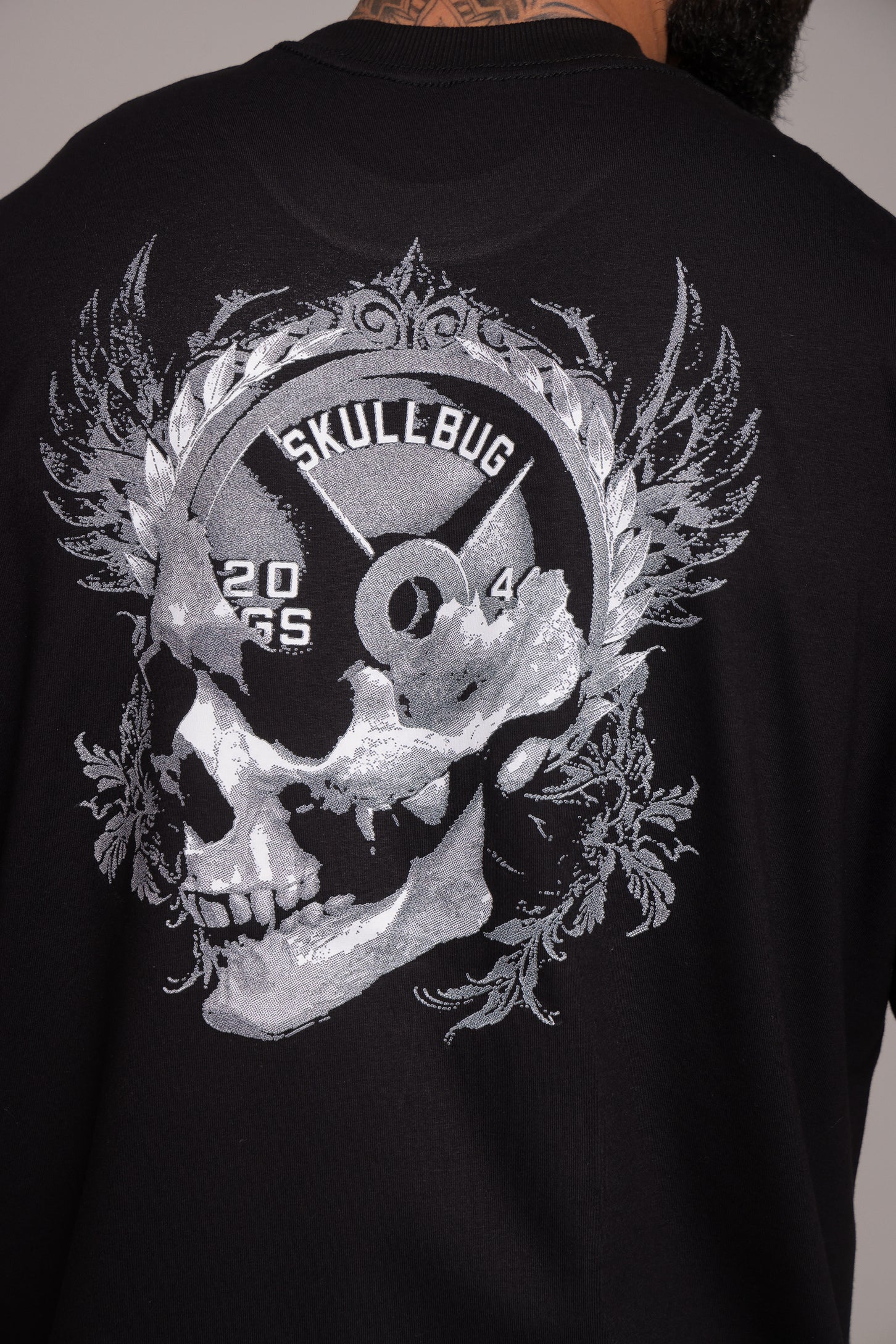 Camiseta oversized "Skull 20kgs" - preta