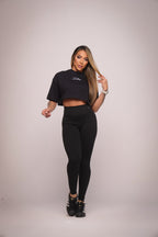 Cropped oversized básico - preto