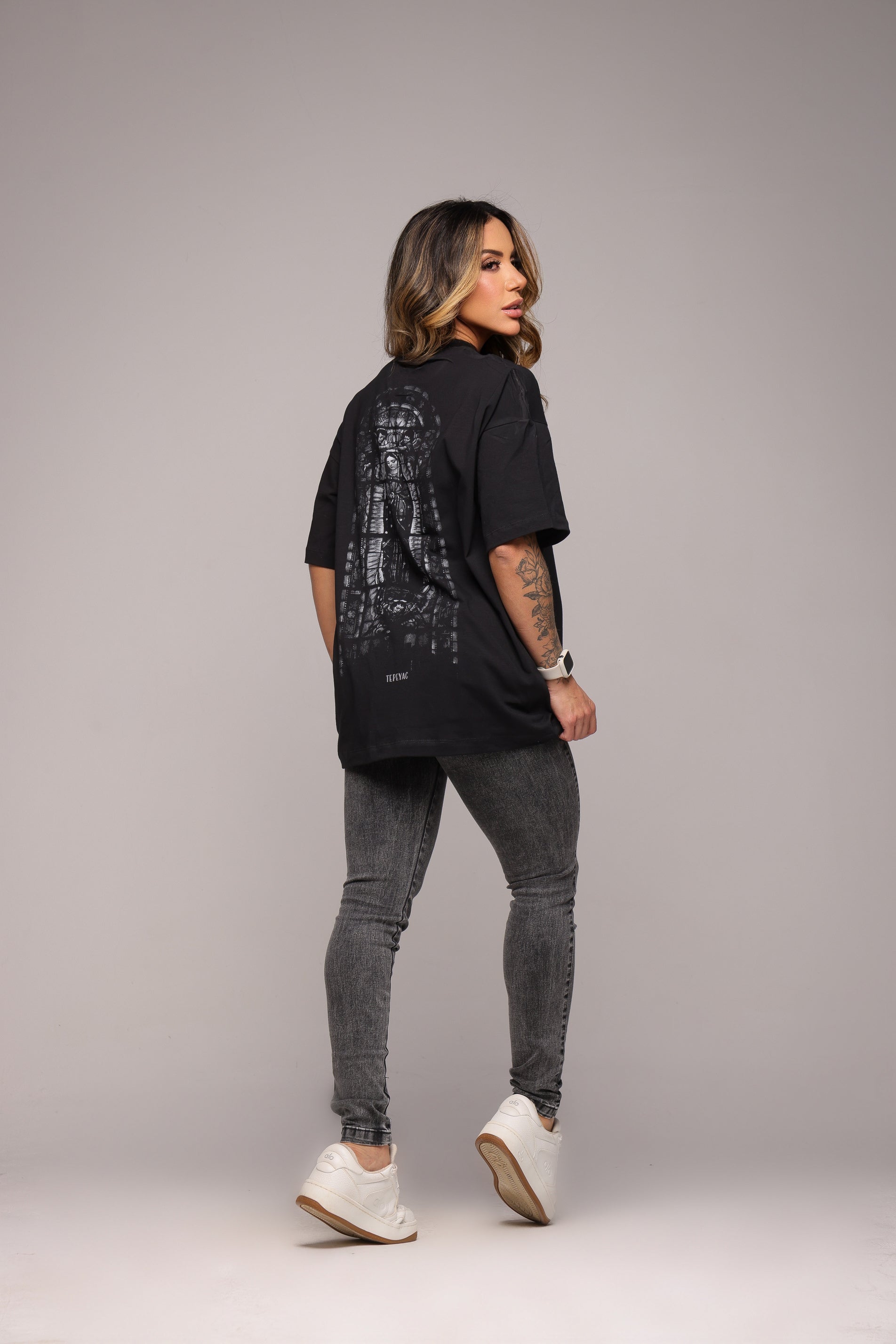 Camiseta oversized "Nsa Guadalupe" - TEPEYAC