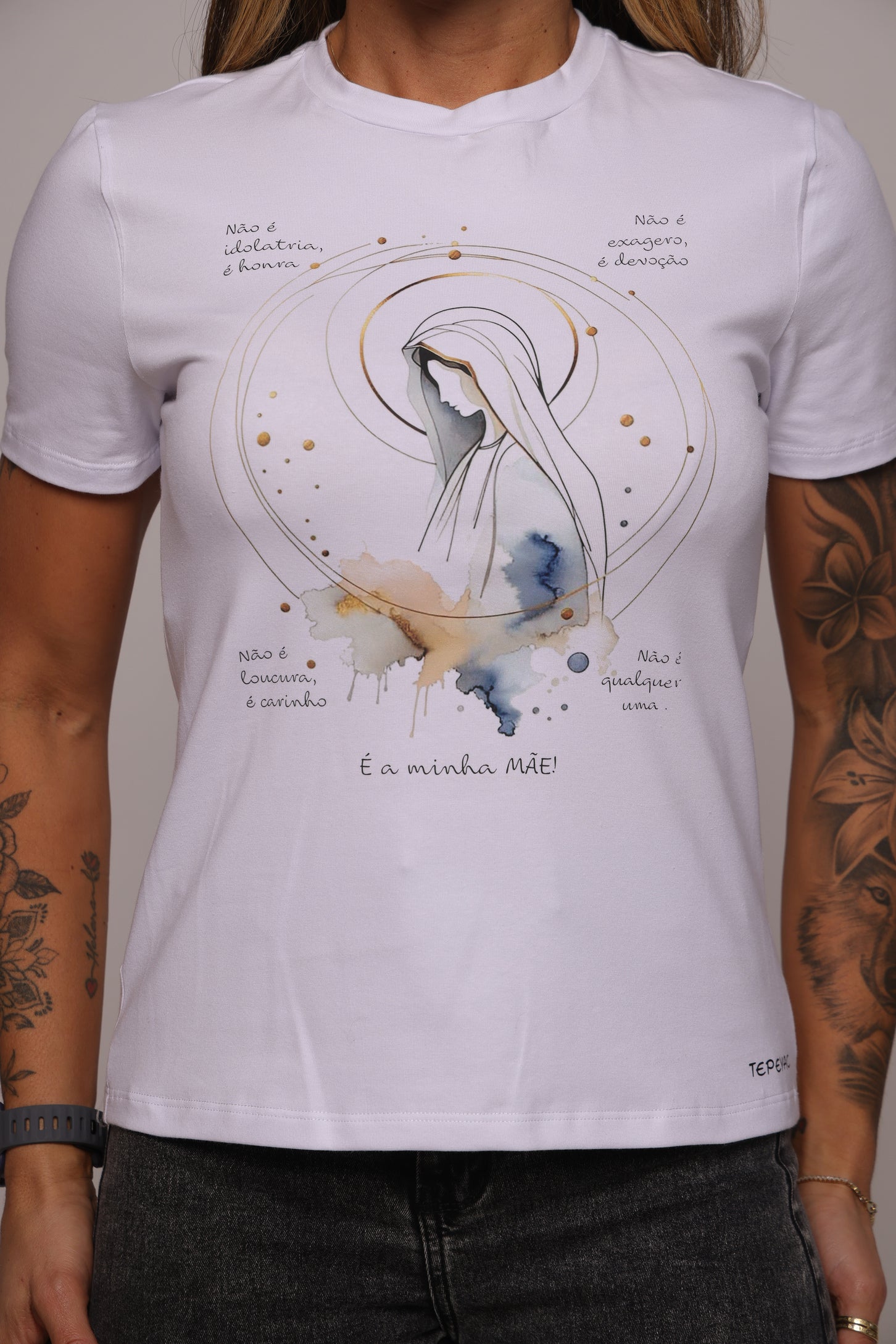 Camiseta babylook "Aquarela" - branca