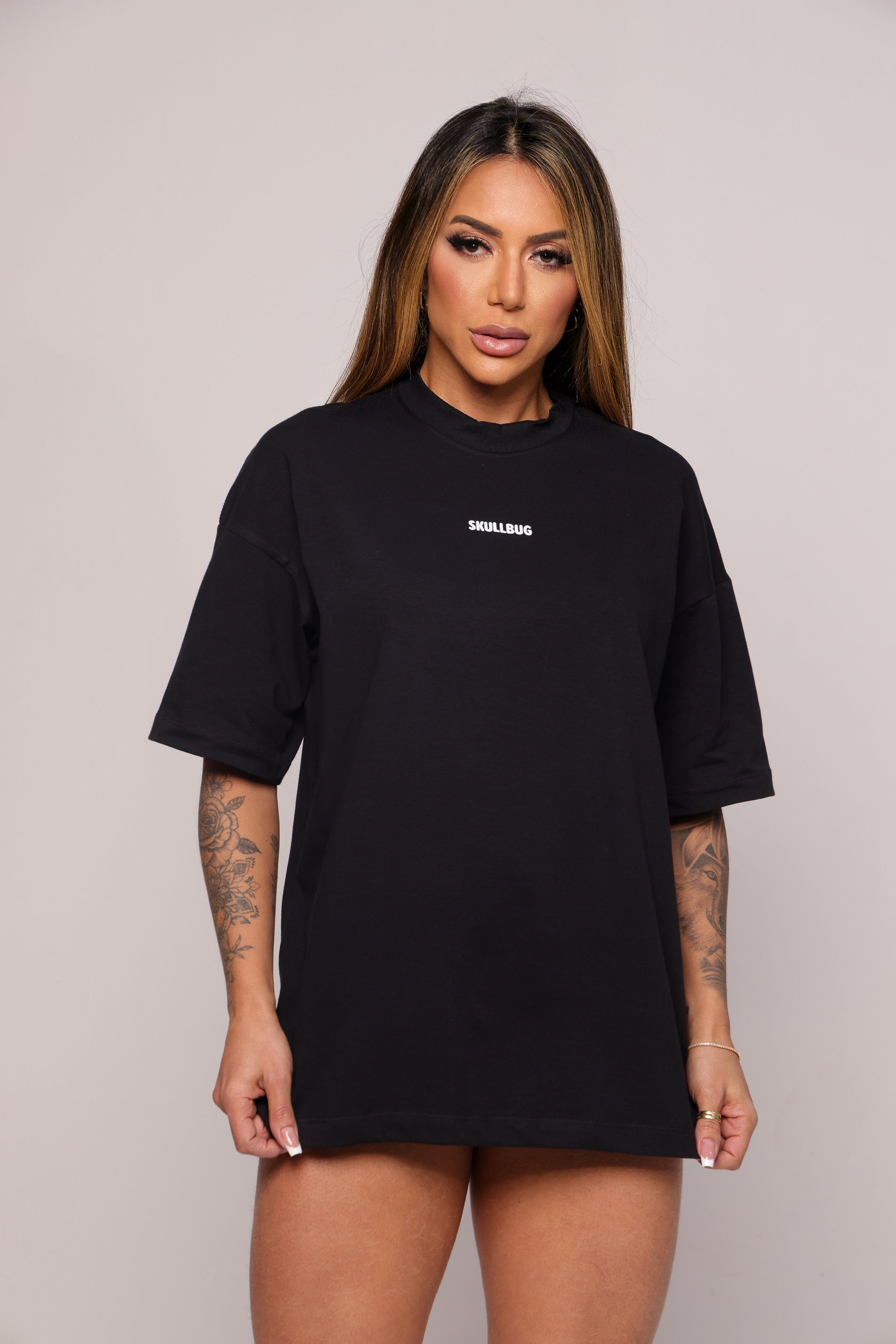 Camiseta oversized "Don´t limit yourself" - preta