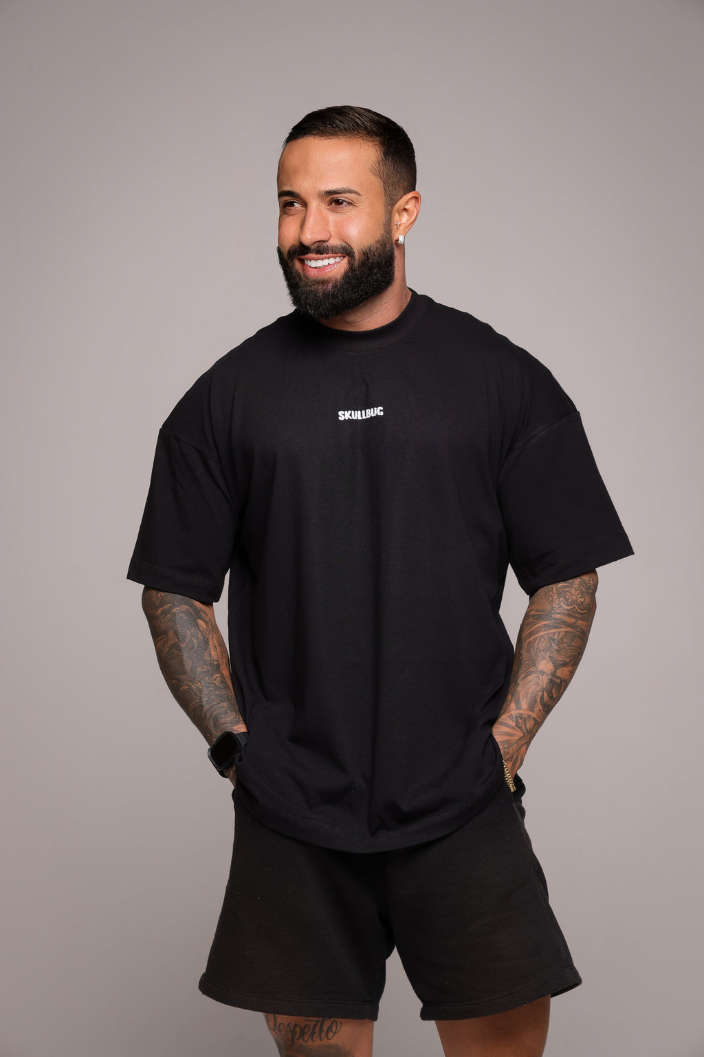 Camiseta oversized "Skull 20kgs" - preta