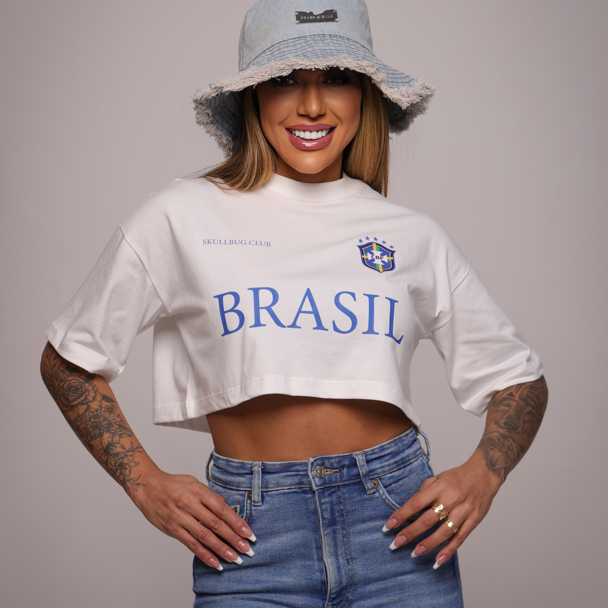 Cropped oversized "Brasil" - off-white