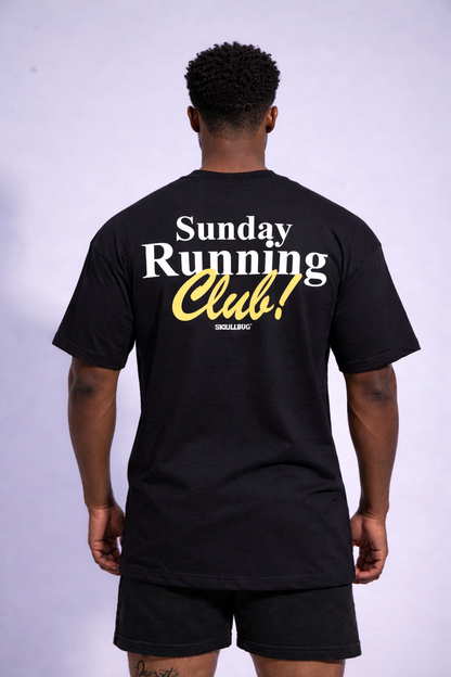 Camiseta oversized "Sunday running club" - preta