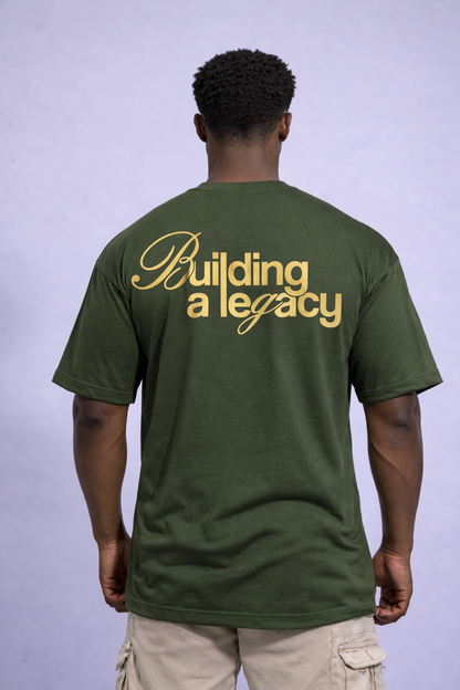 Camiseta oversized "Building a Legacy" - verde