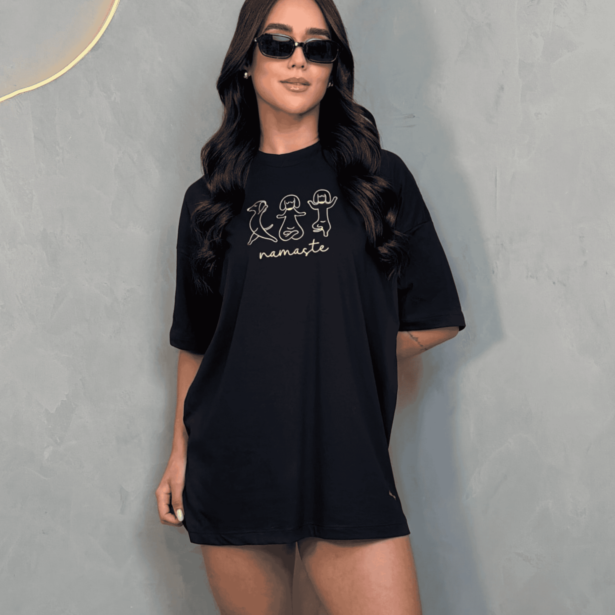 Camiseta oversized "Namaste" - preta