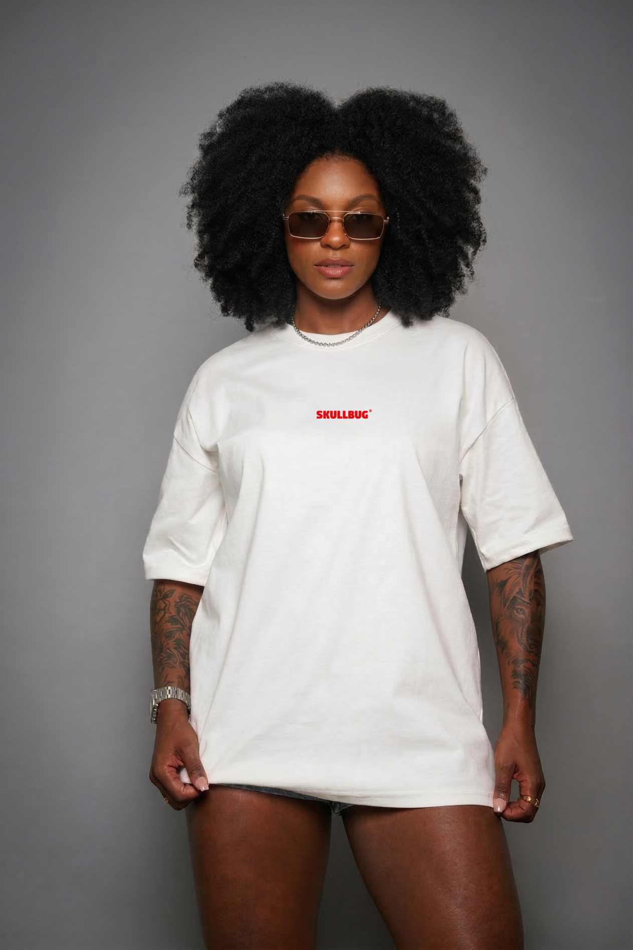 Camiseta oversized "Night Club" - off-white