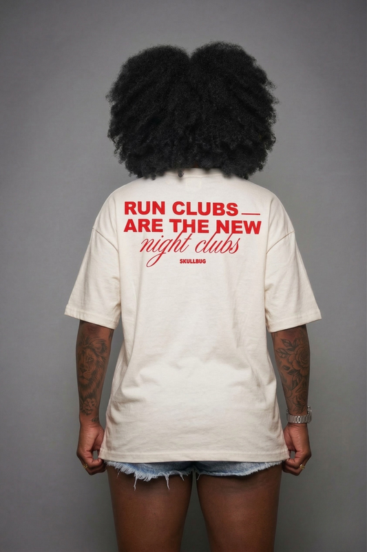 Camiseta oversized "Night Club" - off-white