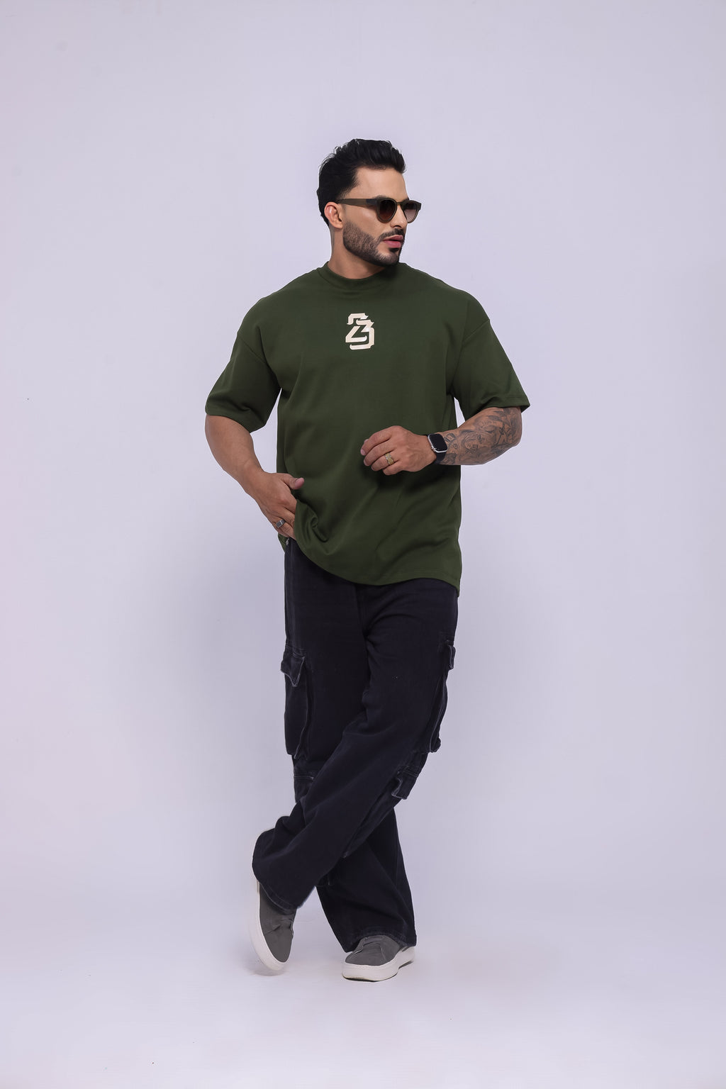 Camiseta oversized 23 verde - 230g
