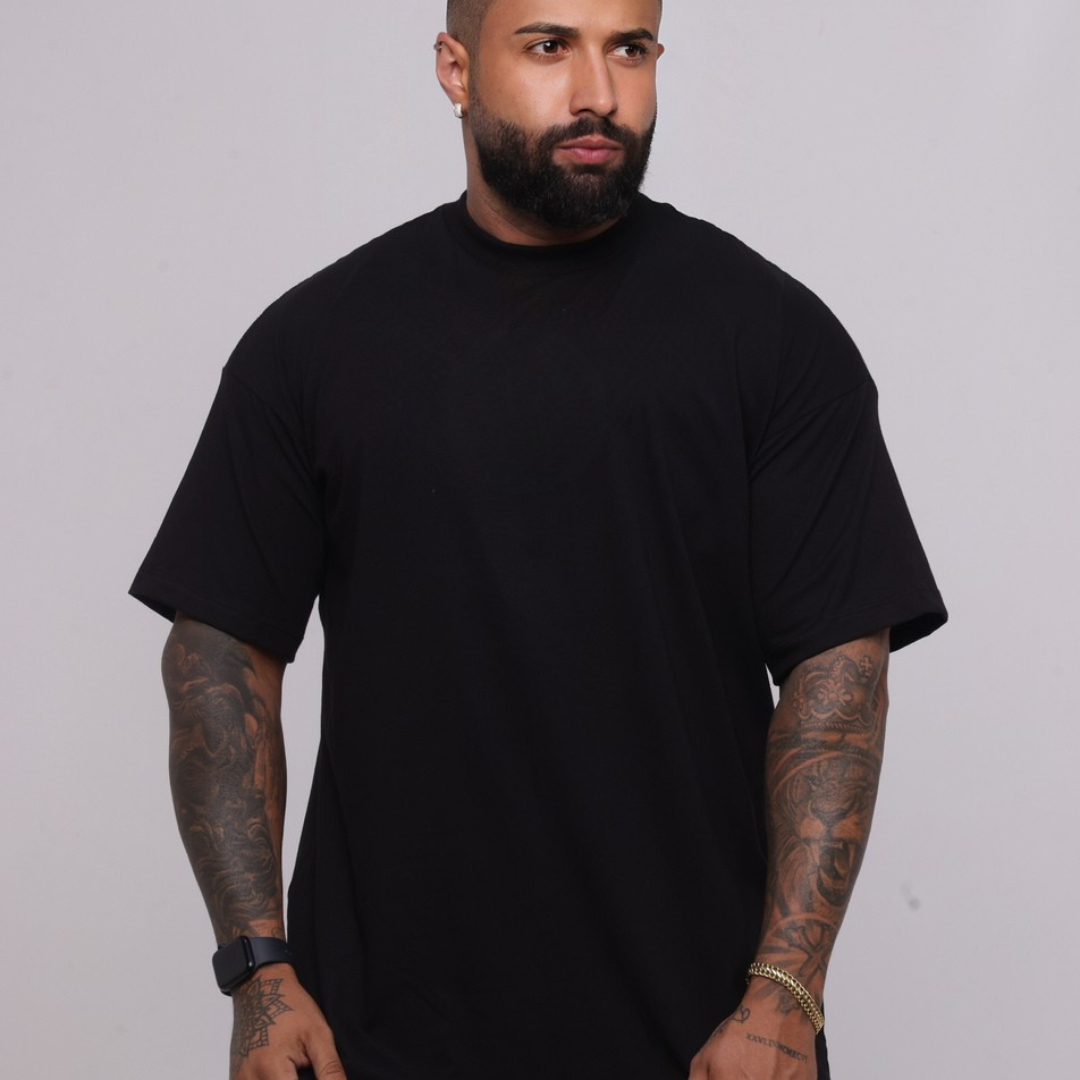 Camiseta oversized básica - preta