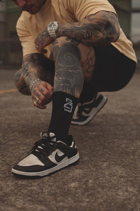 Meia cano alto 23 preta