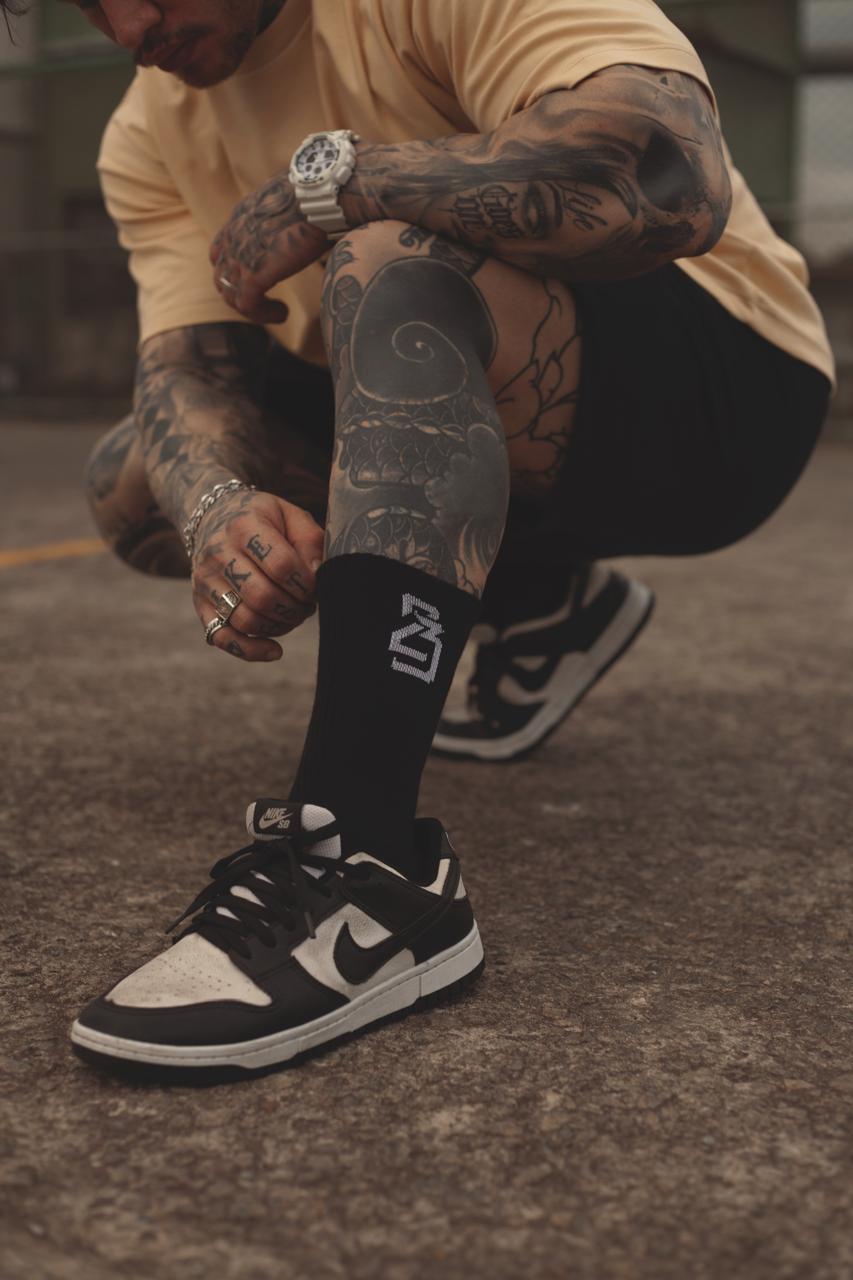 Meia cano alto 23 preta