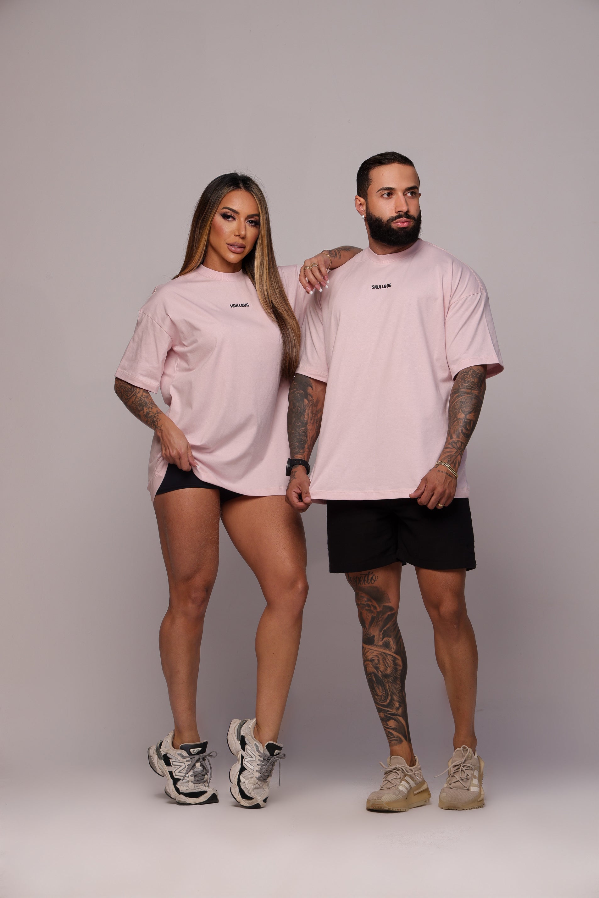 Camiseta oversized "Don´t limit yourself" - rosa