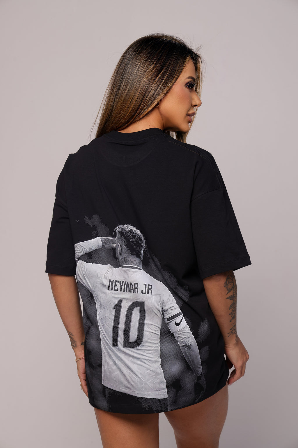 Camiseta oversized "NJ10" - preta