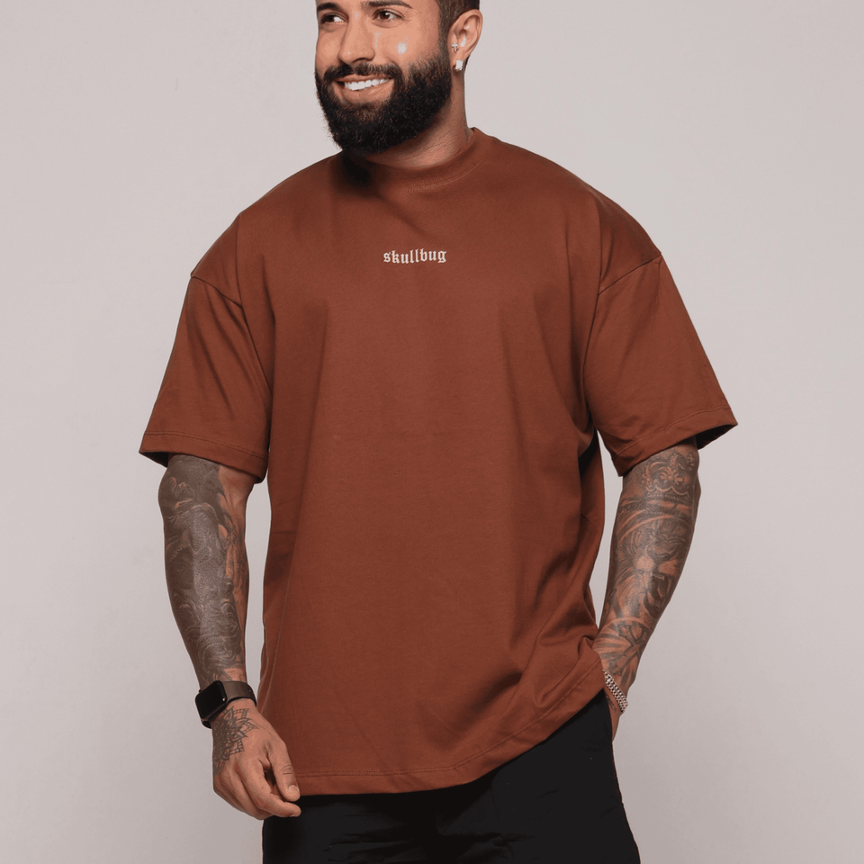 Camiseta oversized básica strong marrom - 250g